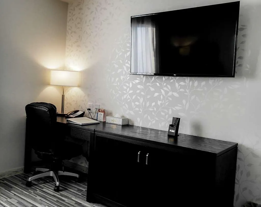 *** Hotel Stars Inn Leduc Canada
