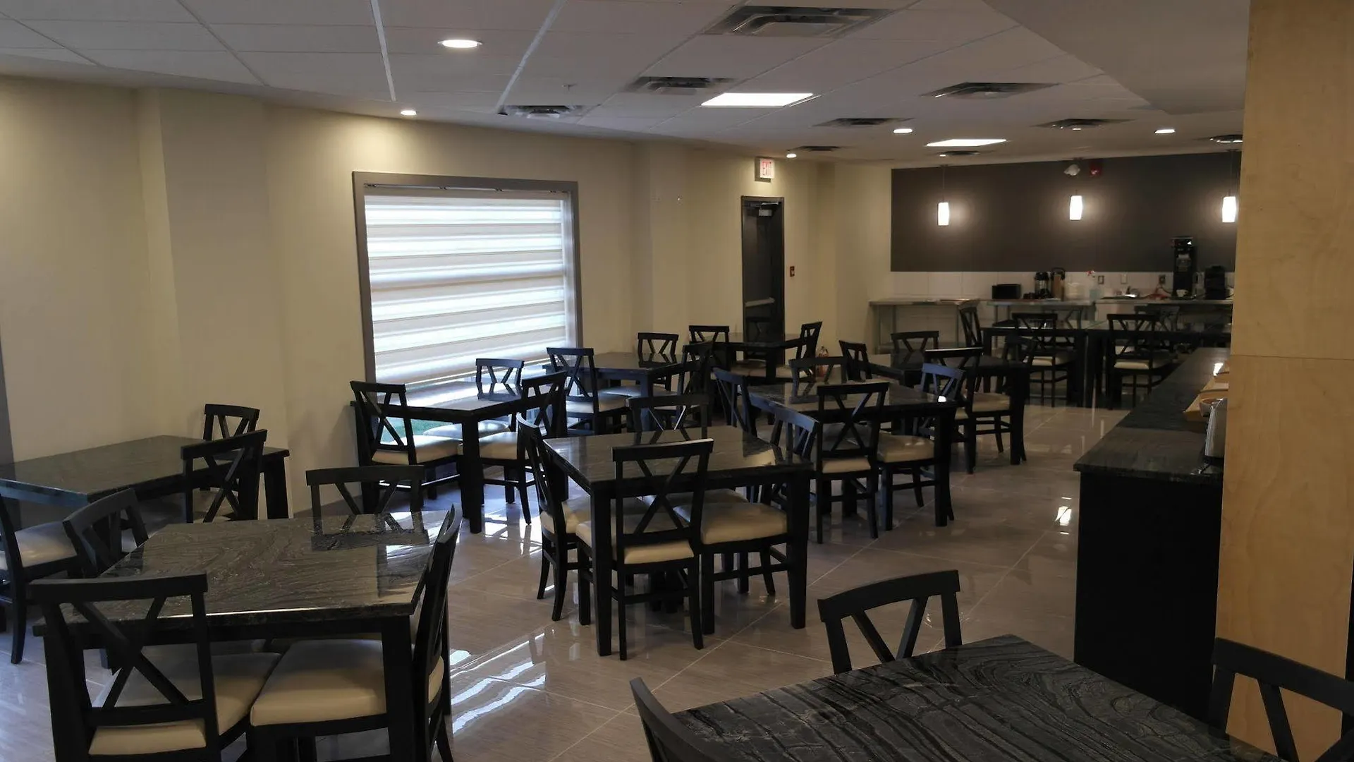 Stars Inn Leduc Hotel