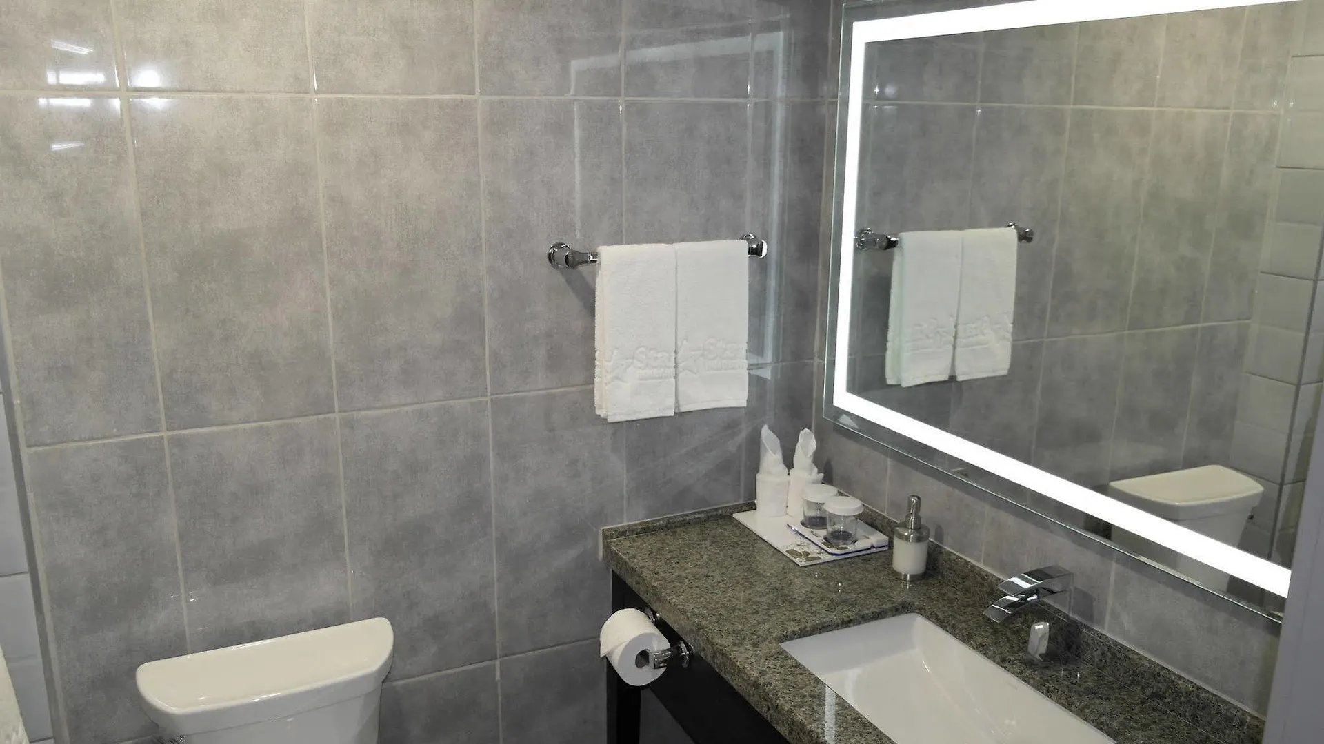 Stars Inn Leduc Hotel
